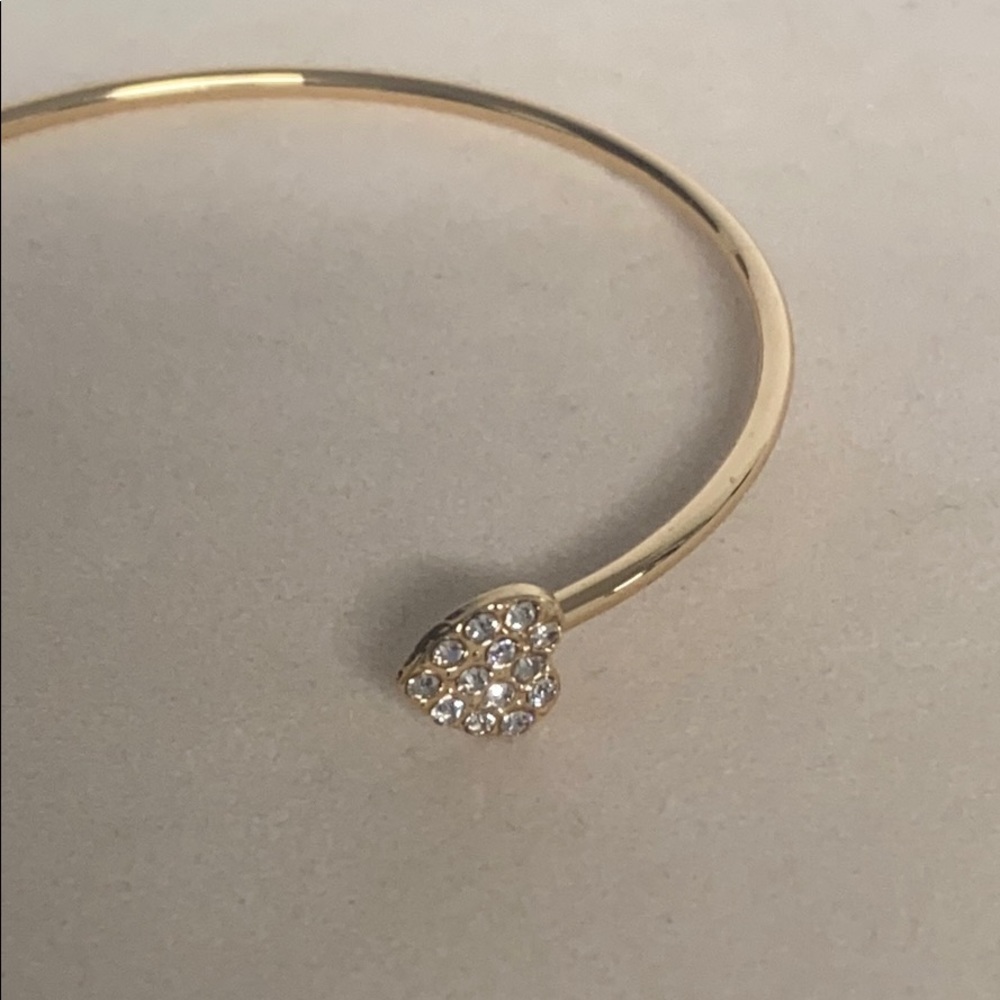 🌼2/$25🌼 Golden Rhinestone Heart Cuff - Picture 10 of 11